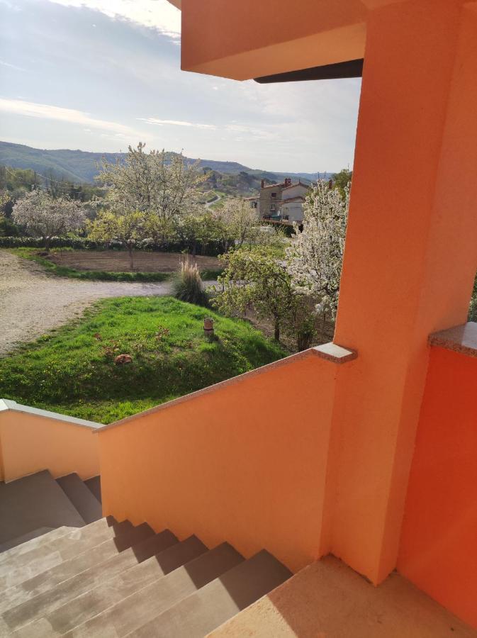 Apartman Tramonto Motovun Exterior foto
